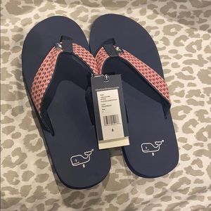 Vineyard Vines Flip flops